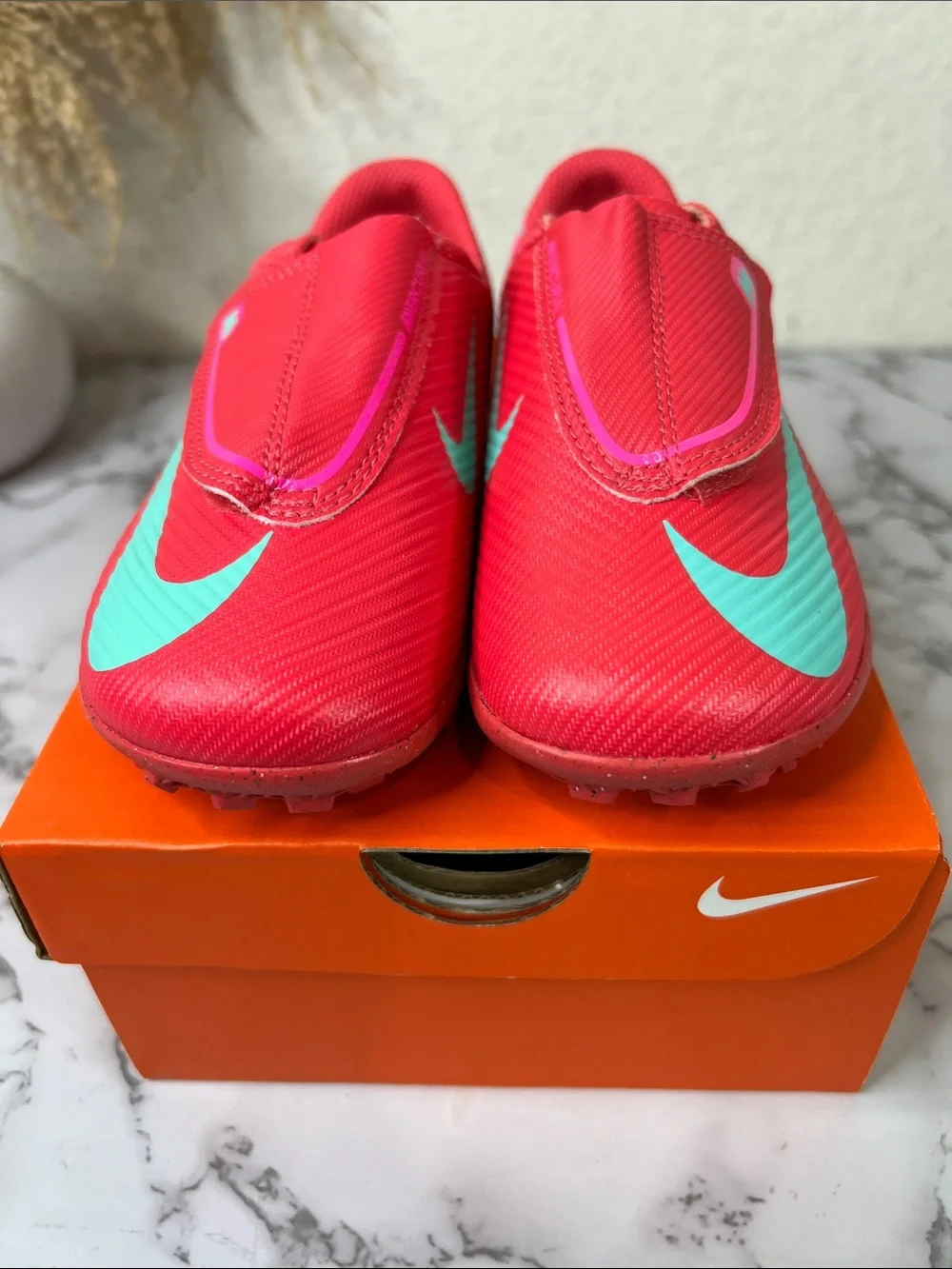 Nike Jr. Mercurial Vapor 16 Club Little Kids' TF Low-Top Soccer Shoes 12C